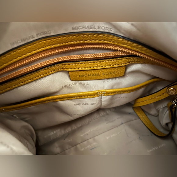 Michael Kors Large Leather Brooklyn Shoulder Bag in Yellow - Picture 10 of 12